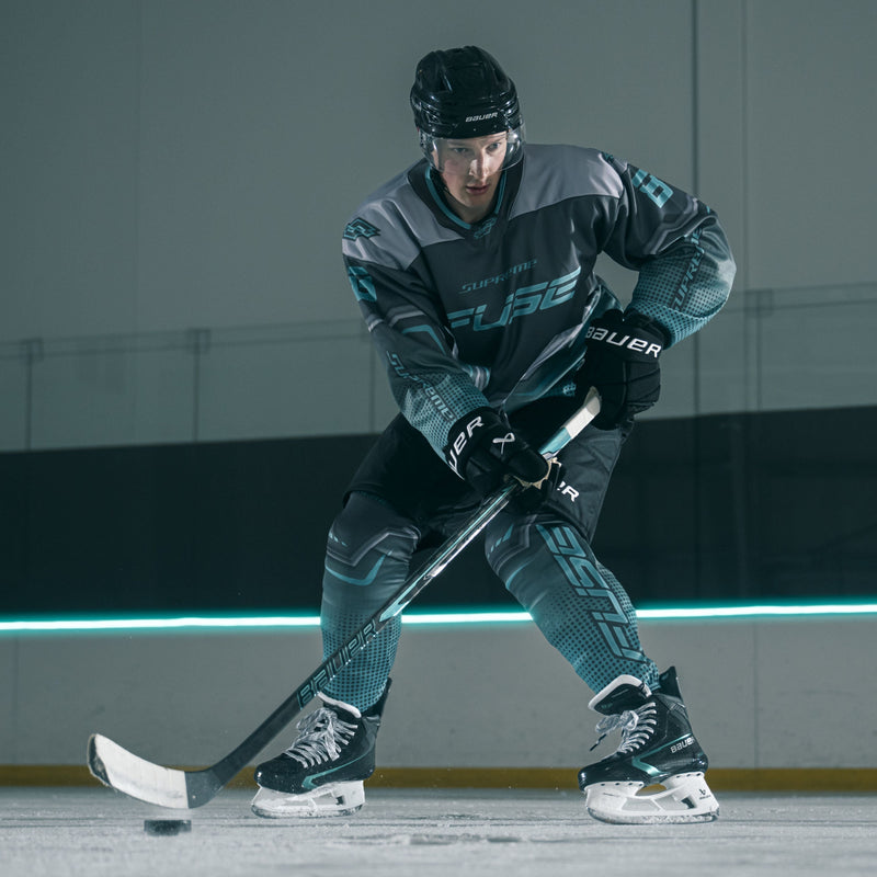 Cale Makar using a Supreme FUSE stick