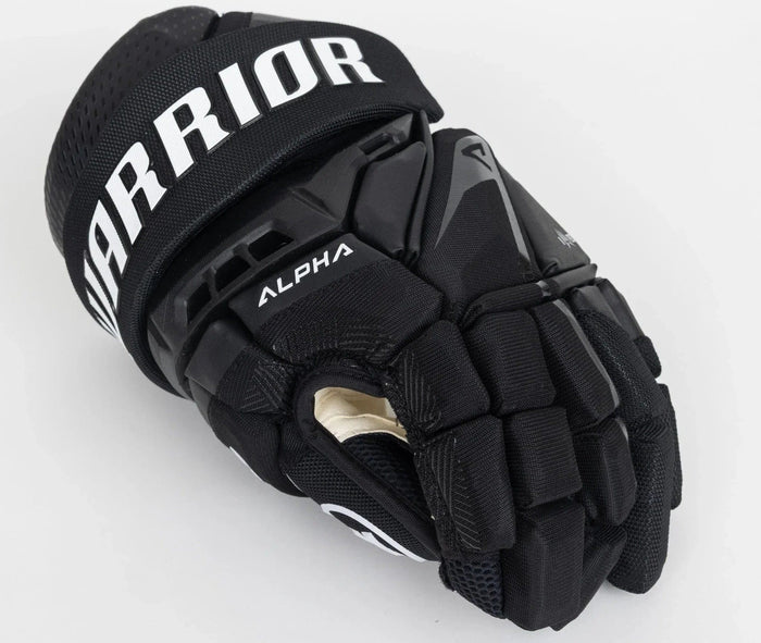 Visual of the Warrior Alpha LX3 Pro glove