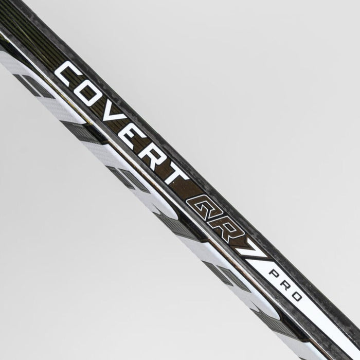 Close-up of the Covert QR7 Pro logo on the top of the stick