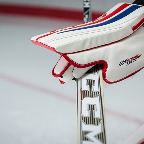 CCM Extreme Flex 2 Blocker