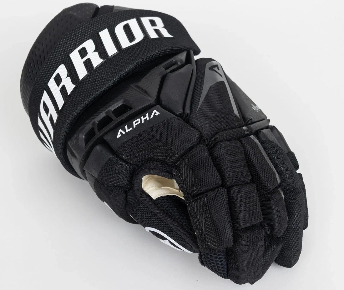 Visual of the Warrior Alpha LX3 Pro glove
