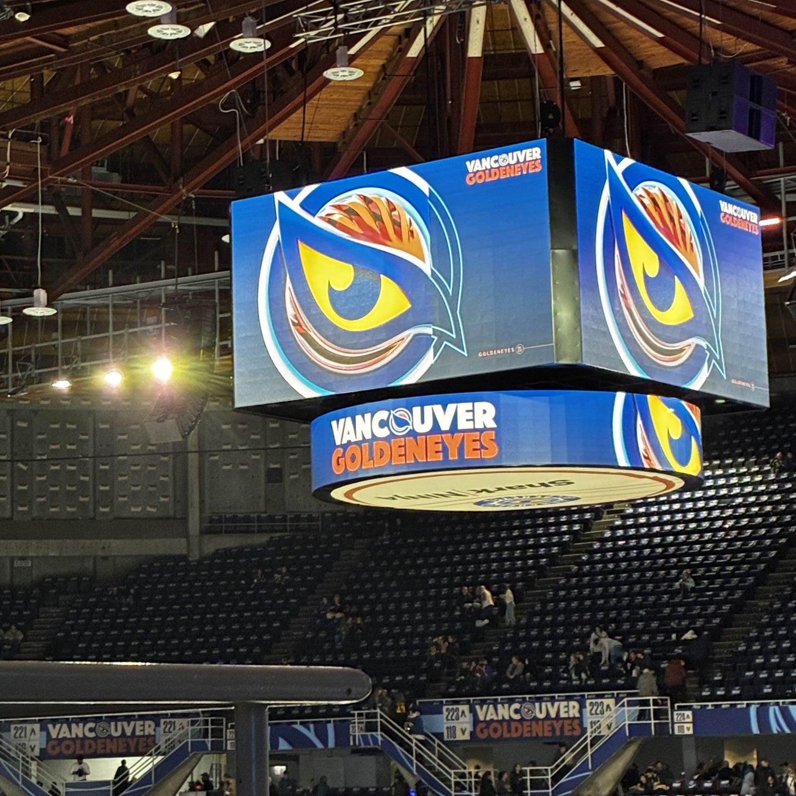 Vancouver Goldeneyes scoreboard