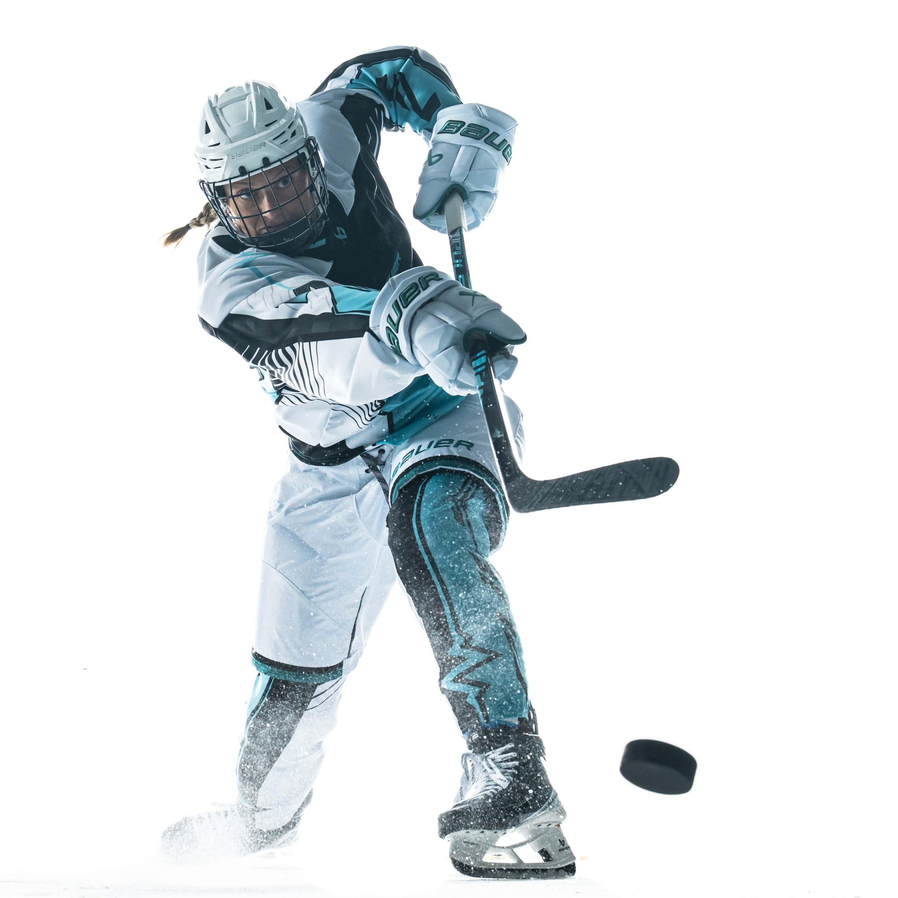 Renata Fast shooting with a Bauer PULSE stick