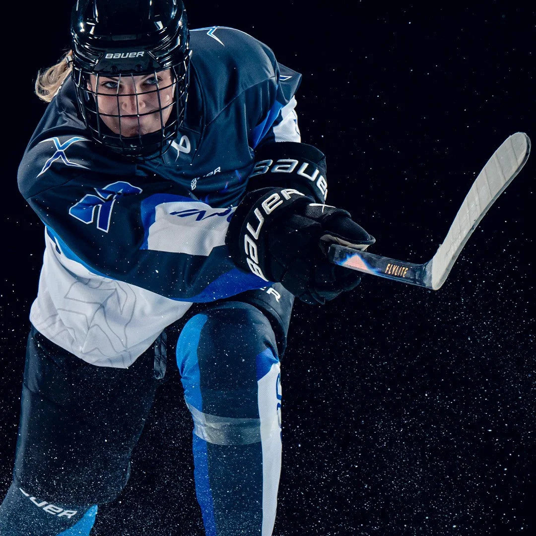 Danielle Serdachny shooting with a Flylite stick