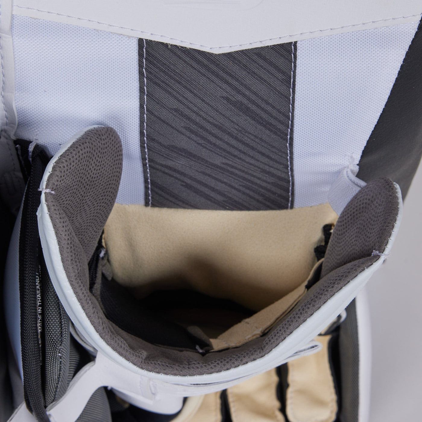 Bauer Reactor R5 Pro Senior Goalie Blocker - TheHockeyShop.com