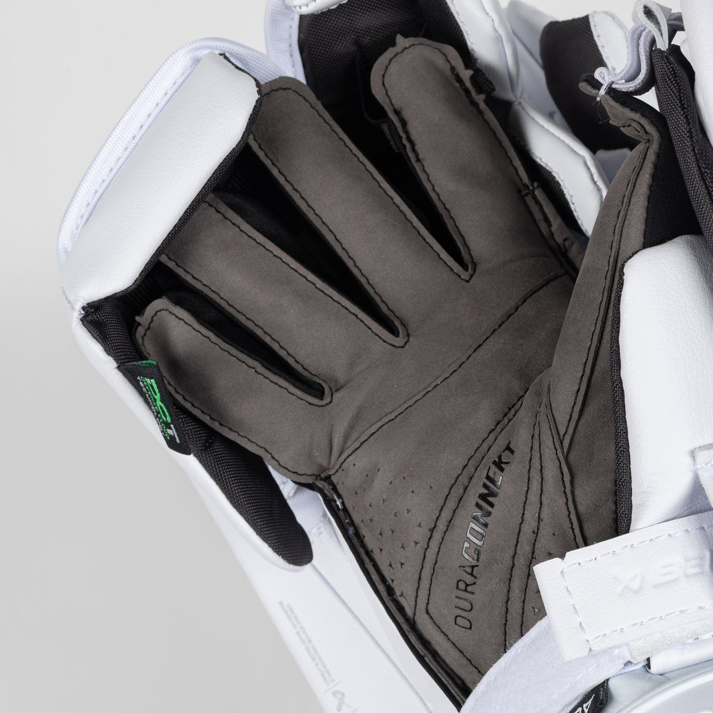 Bauer SV-Pro Senior Goalie Blocker - TheHockeyShop.com