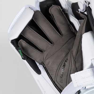 Bauer SV-Pro Senior Goalie Blocker - TheHockeyShop.com