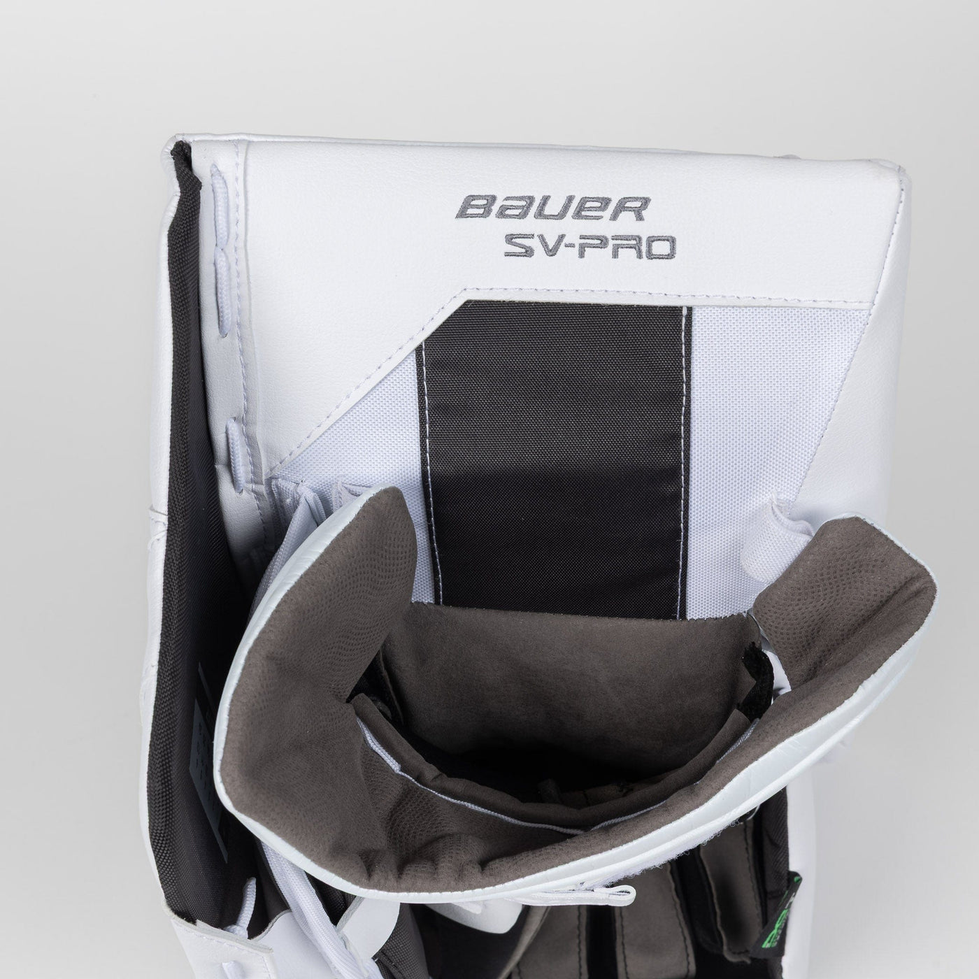 Bauer SV-Pro Senior Goalie Blocker - TheHockeyShop.com