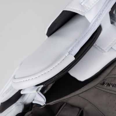 Bauer SV-Pro Senior Goalie Blocker - TheHockeyShop.com