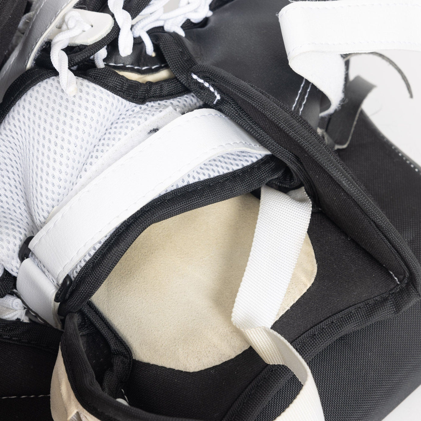 Bauer GSX Senior Goalie Catcher (2021) - USED - TheHockeyShop.com
