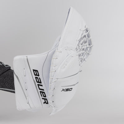 Bauer GSX Senior Goalie Catcher S23 - The Hockey Shop Source For Sports