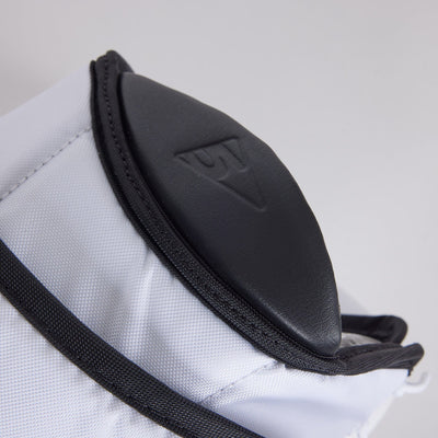 Bauer R5 Pro Intermediate Goalie Catcher - TheHockeyShop.com