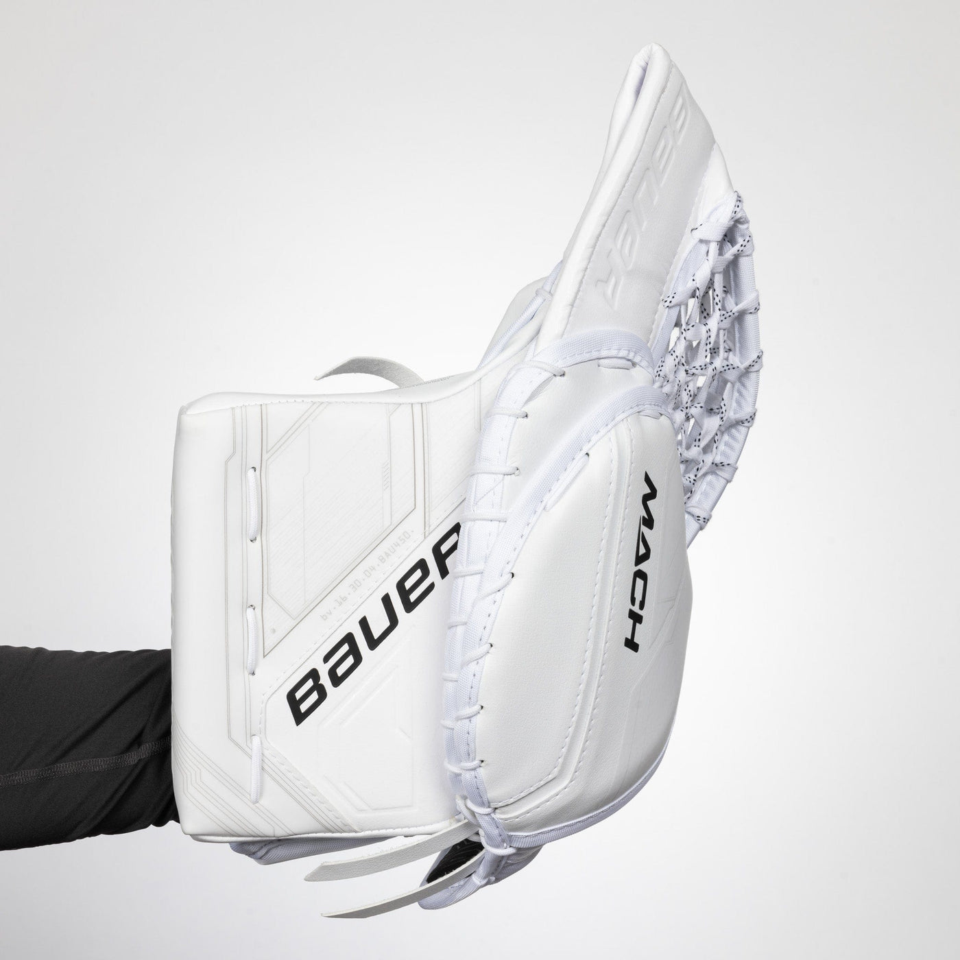 Bauer Supreme Mach Senior Goalie Catcher - TheHockeyShop.com