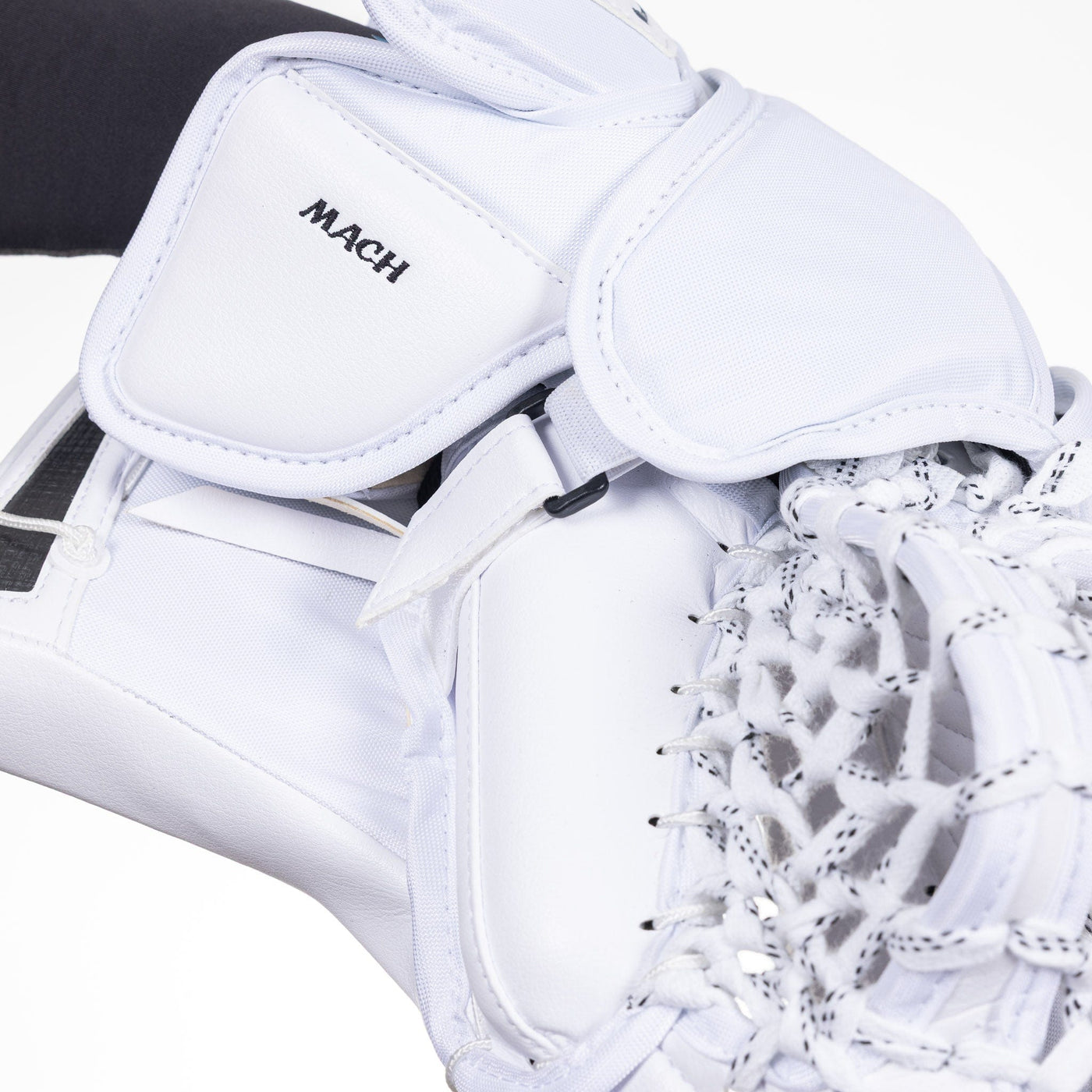 Bauer Supreme Mach Senior Goalie Catcher - Pro Stock - TheHockeyShop.com