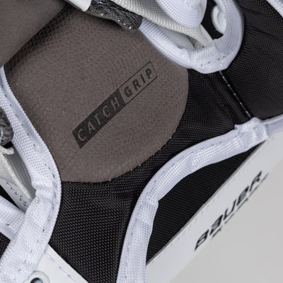 Bauer SV-Pro Intermediate Goalie Catcher - TheHockeyShop.com