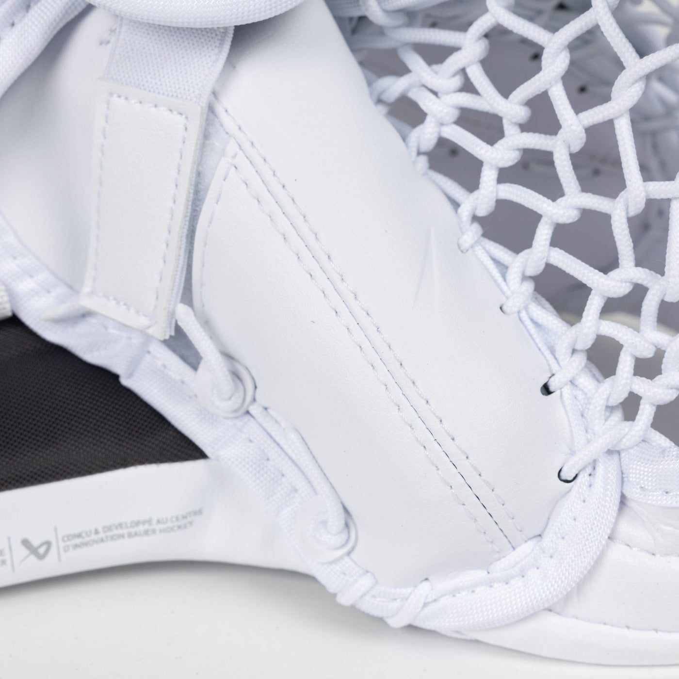 Bauer SV-Pro Junior Goalie Catcher - TheHockeyShop.com