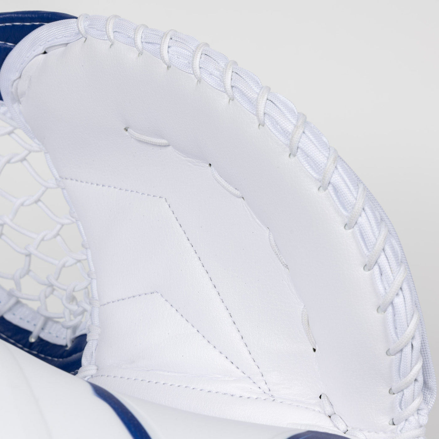 Bauer Vapor Flylite V90 Senior Goalie Catcher - TheHockeyShop.com