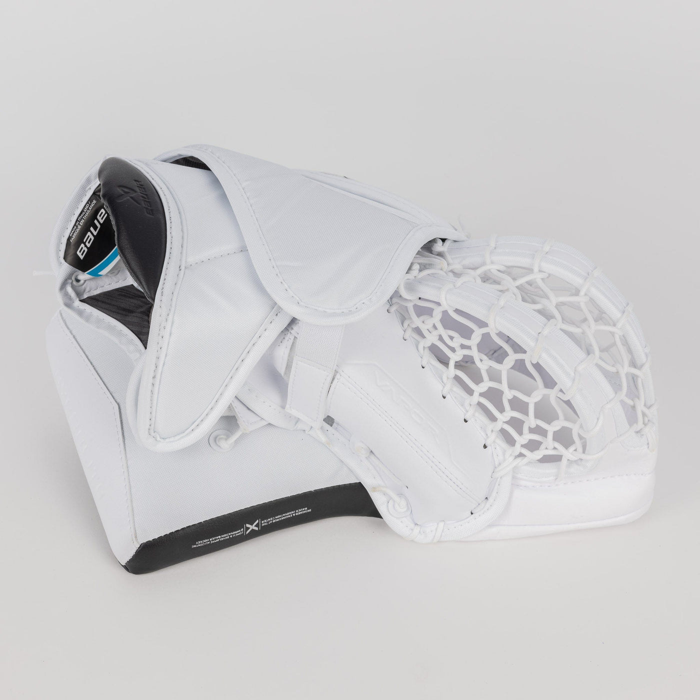 Bauer Vapor HyperLite 2 Senior Goalie Catcher - The Hockey Shop Source For Sports