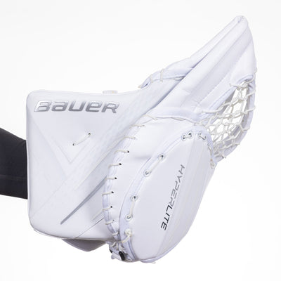 Bauer Vapor HyperLite Senior Goalie Catcher - Pro Stock - TheHockeyShop.com