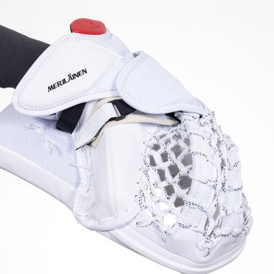 Bauer Vapor HyperLite2 Pro Stock Senior Goalie Catcher - DigiPrint Leevi Merilainen - TheHockeyShop.com
