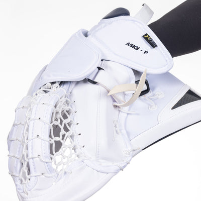 Bauer Vapor HyperLite2 Pro Stock Senior Goalie Catcher - Yaroslav Askarov - TheHockeyShop.com