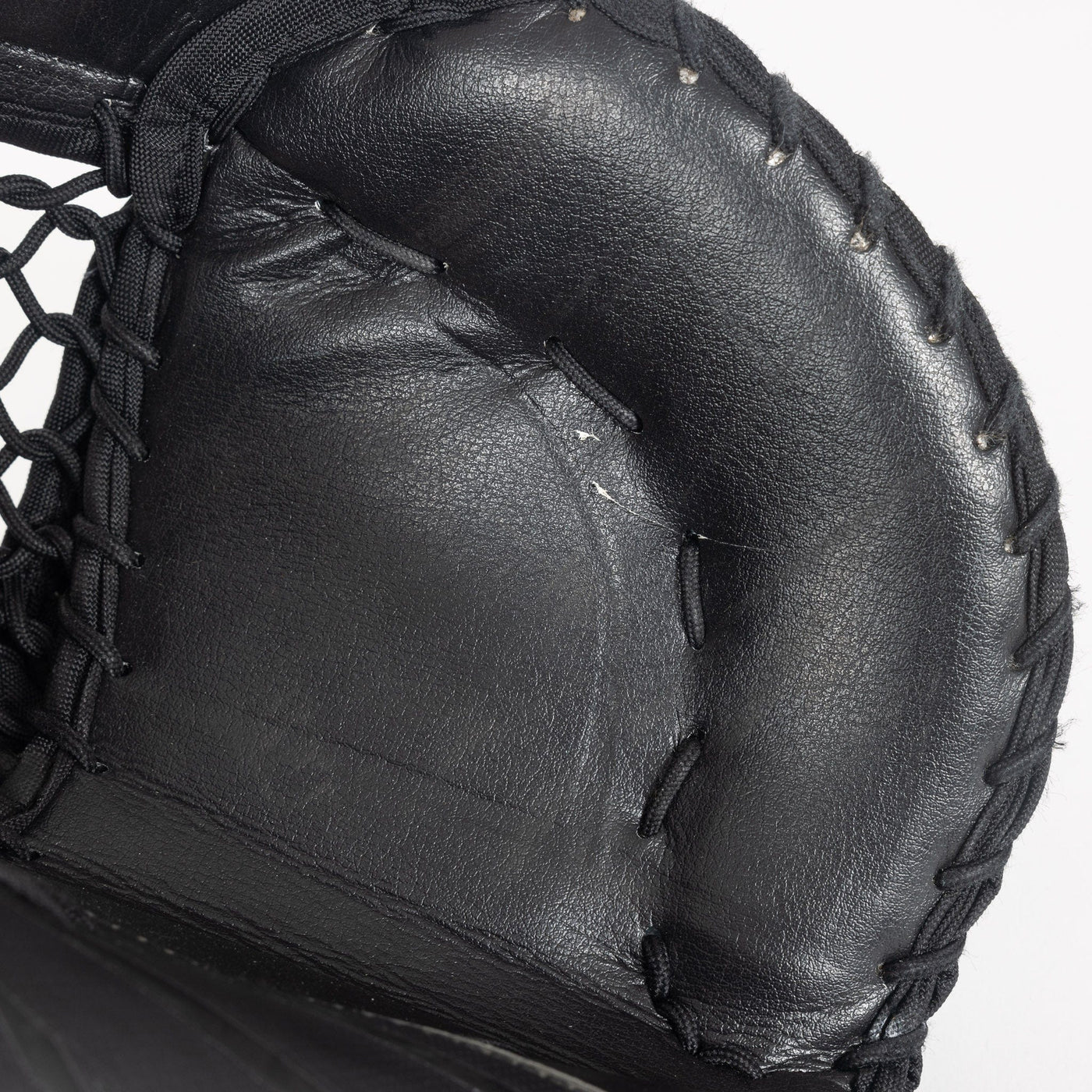 Bauer Vapor HyperLite Senior Goalie Catcher - USED #2 - TheHockeyShop.com