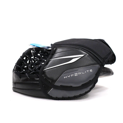 Bauer Vapor HyperLite2 Senior Goalie Catcher Black / Silver Regular - TheHockeyShop.com
