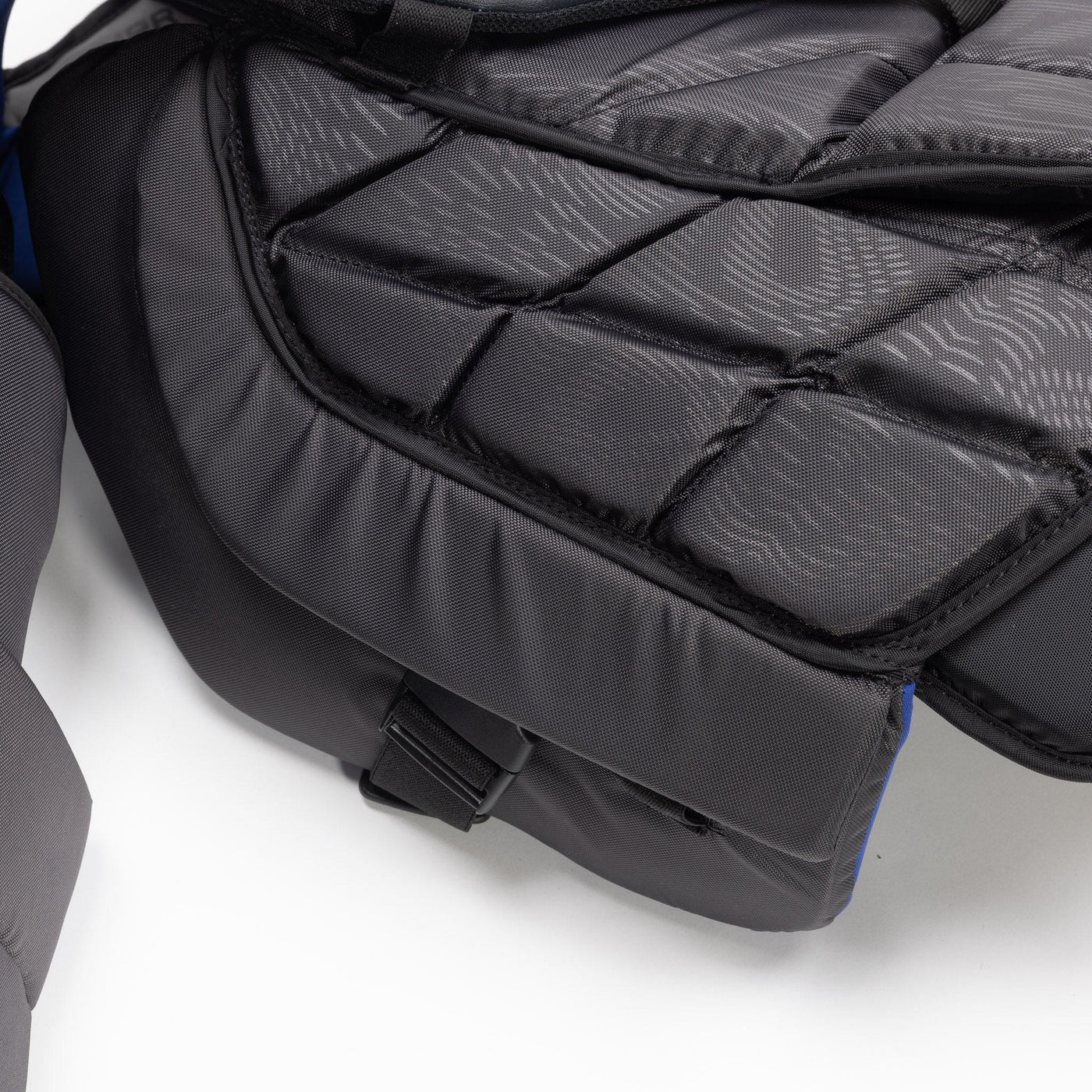 Bauer Vapor FlyLite Senior Chest & Arm Protector - TheHockeyShop.com
