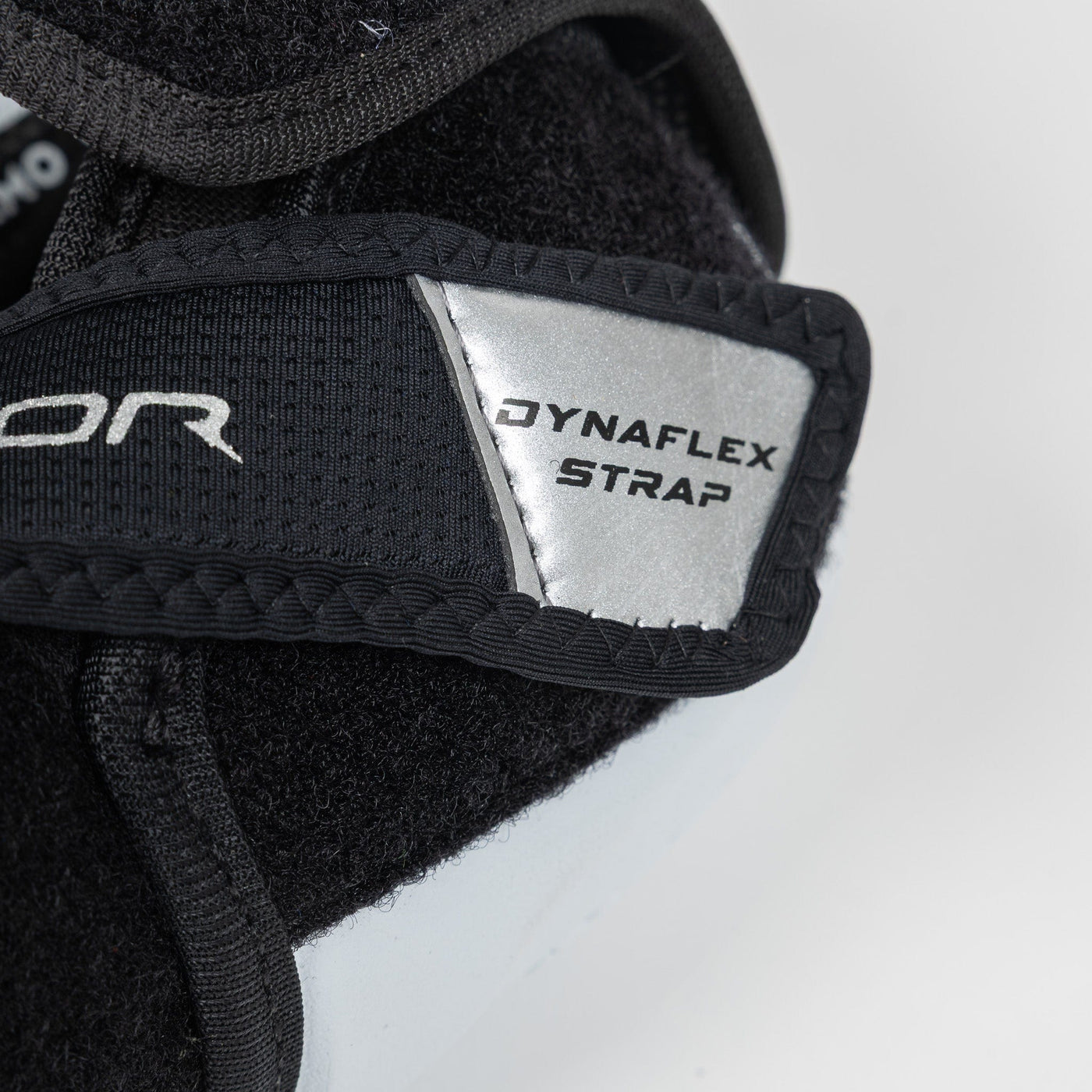 Bauer Vapor FlyLite Intermediate Hockey Elbow Pads - TheHockeyShop.com