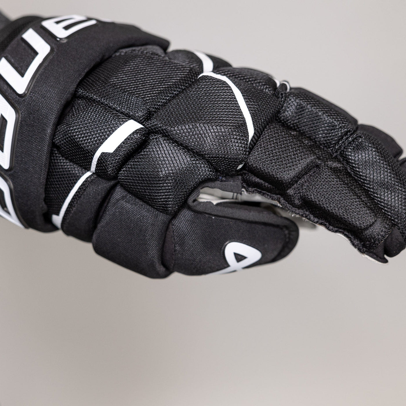 Bauer Supreme MACH Hockey Gloves - Senior