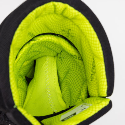 Bauer Vapor Fly40 Junior Hockey Gloves - TheHockeyShop.com