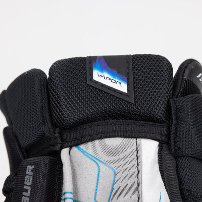 Bauer Vapor FlyLite Junior Hockey Gloves - TheHockeyShop.com