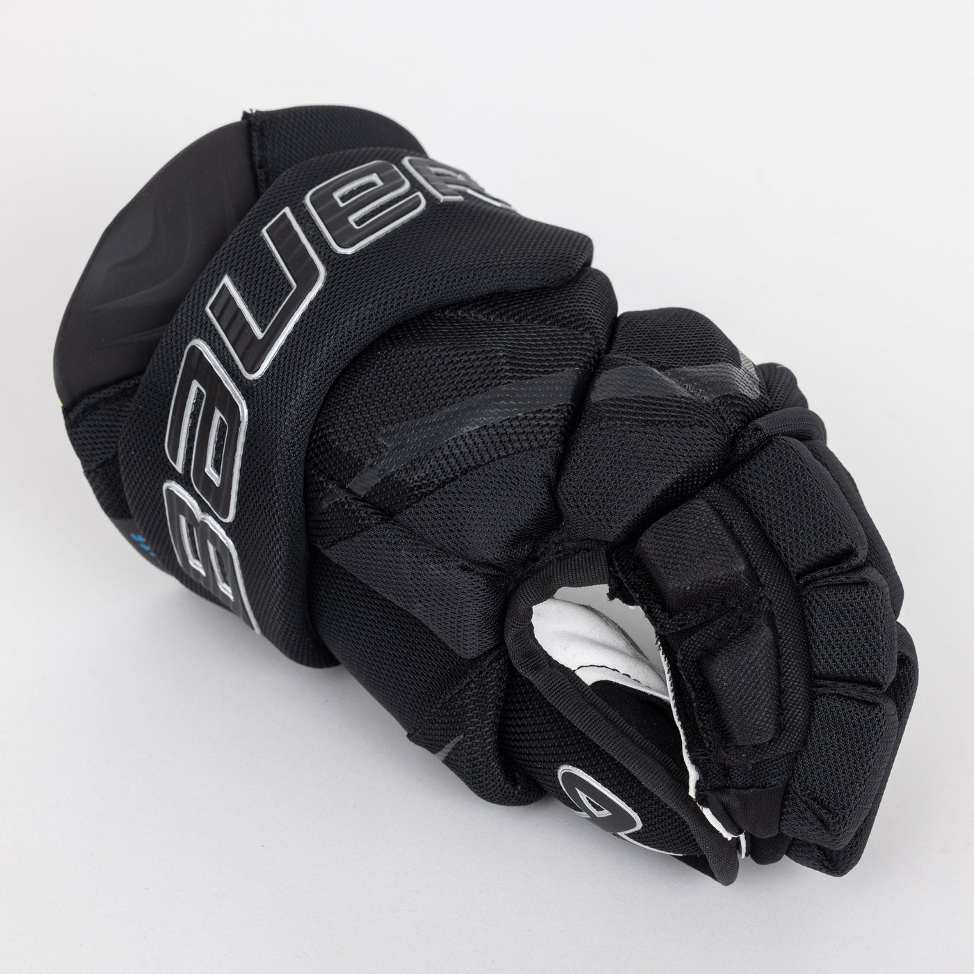 Bauer Vapor FlyLite Junior Hockey Gloves - TheHockeyShop.com