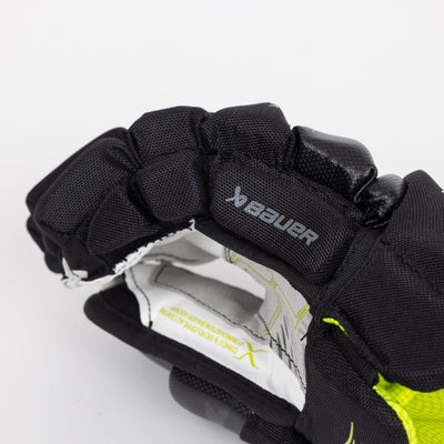 Bauer Vapor Shift Pro Junior Hockey Gloves - TheHockeyShop.com