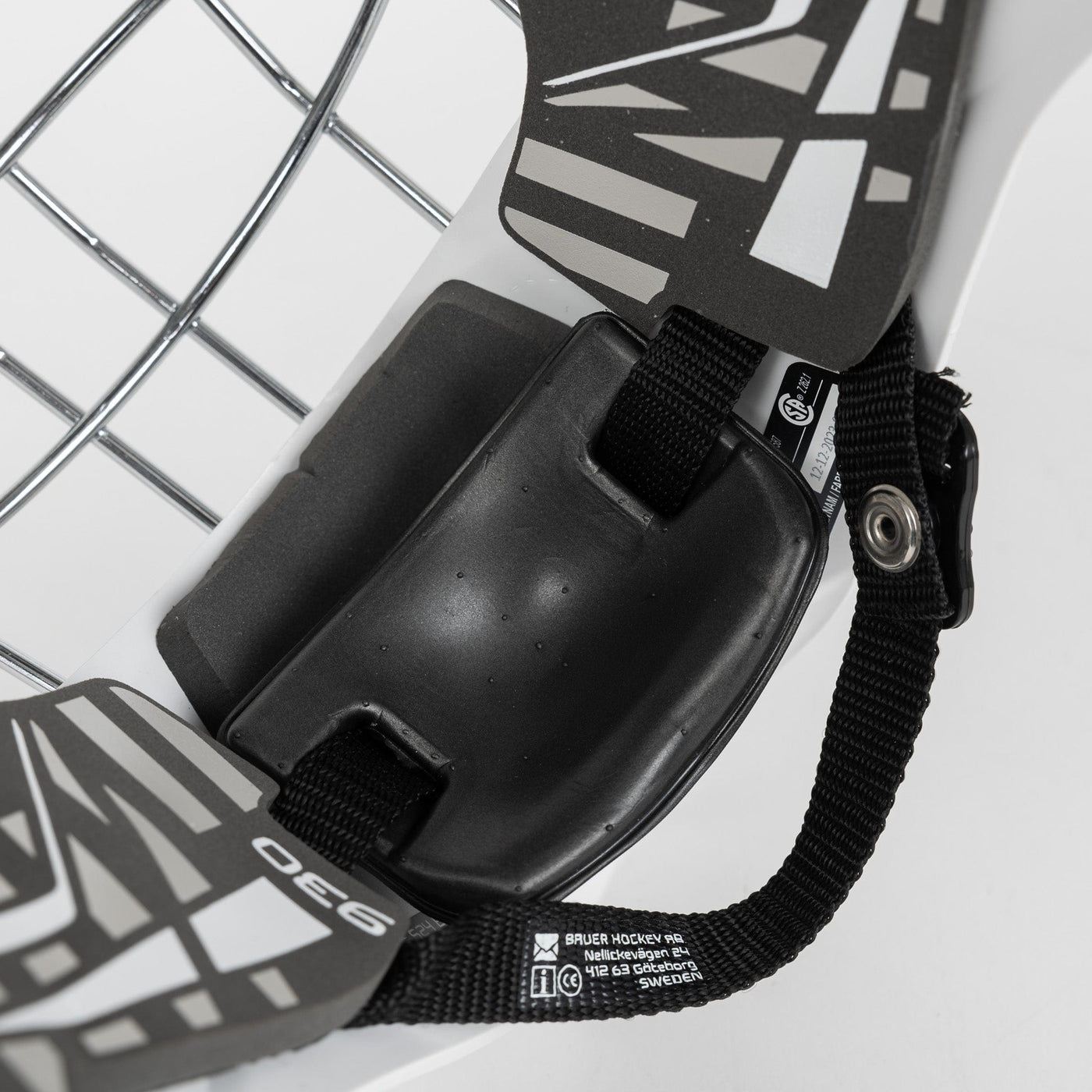 Bauer 930 Senior Goalie Mask - TheHockeyShop.com