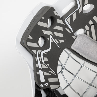 Bauer 930 Senior Goalie Mask - TheHockeyShop.com