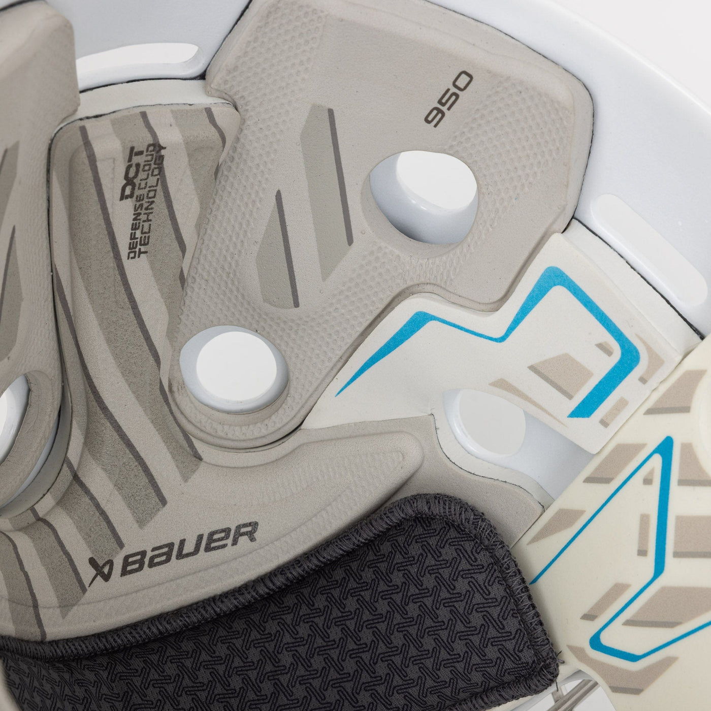 Bauer 950 Senior Goalie Mask - TheHockeyShop.com