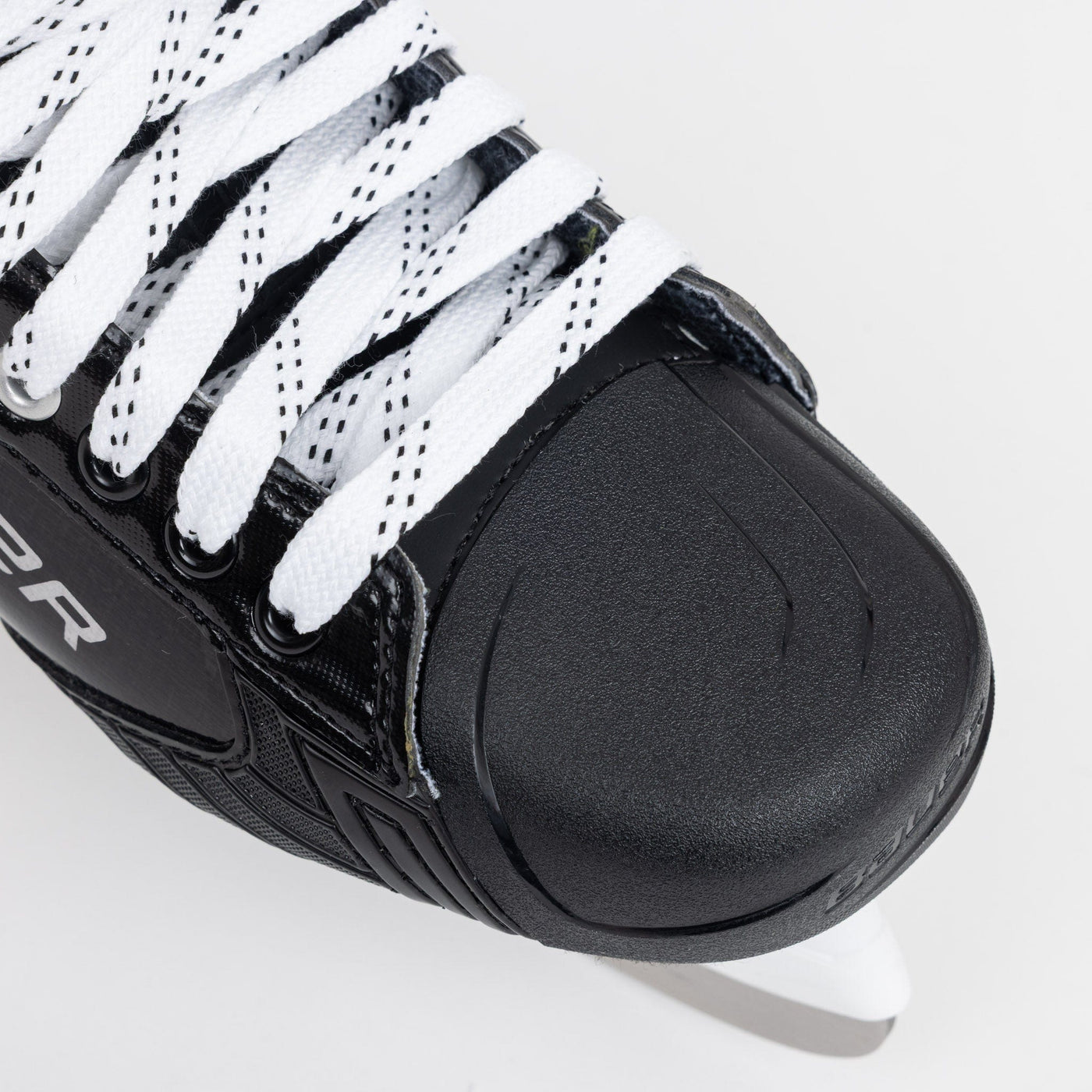 Bauer Vapor Fly40 Senior Hockey Skates - TheHockeyShop.com