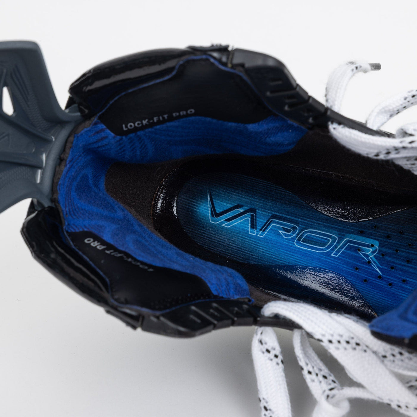Bauer Vapor FlyLite Senior Hockey Skates - TheHockeyShop.com