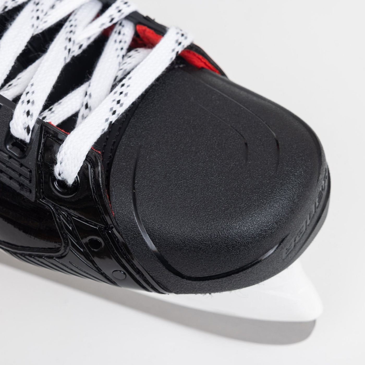 Bauer Vapor FlyPro Senior Hockey Skates - TheHockeyShop.com