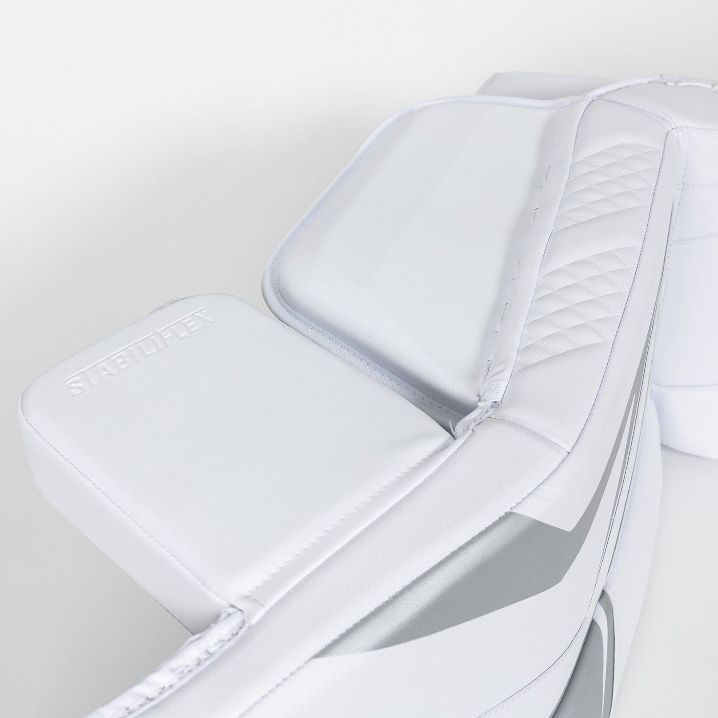 Bauer SV-Pro Senior Goalie Leg Pads - TheHockeyShop.com