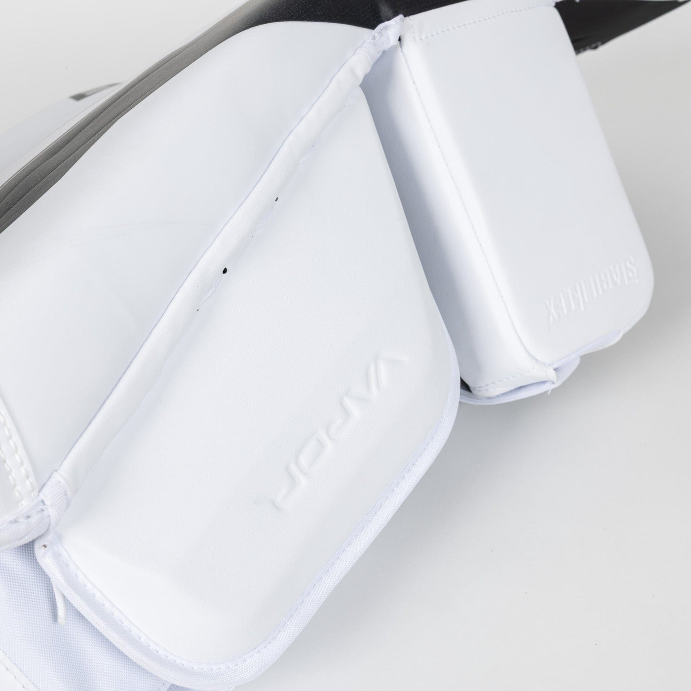 Bauer Vapor FlyLite Senior Leg Pads - TheHockeyShop.com