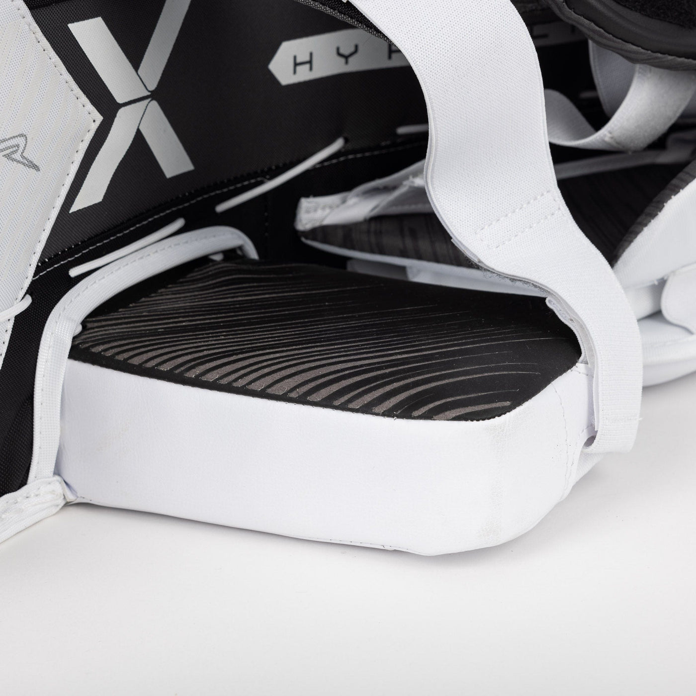 Bauer Vapor HyperLite 2 Senior Goalie Leg Pads - The Hockey Shop Source For Sports