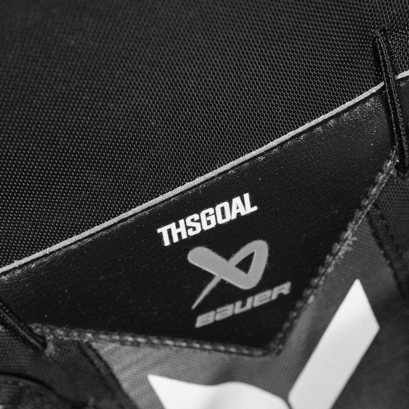 Bauer Vapor HyperLite2 Senior Goalie Leg Pads - Demo XL - TheHockeyShop.com