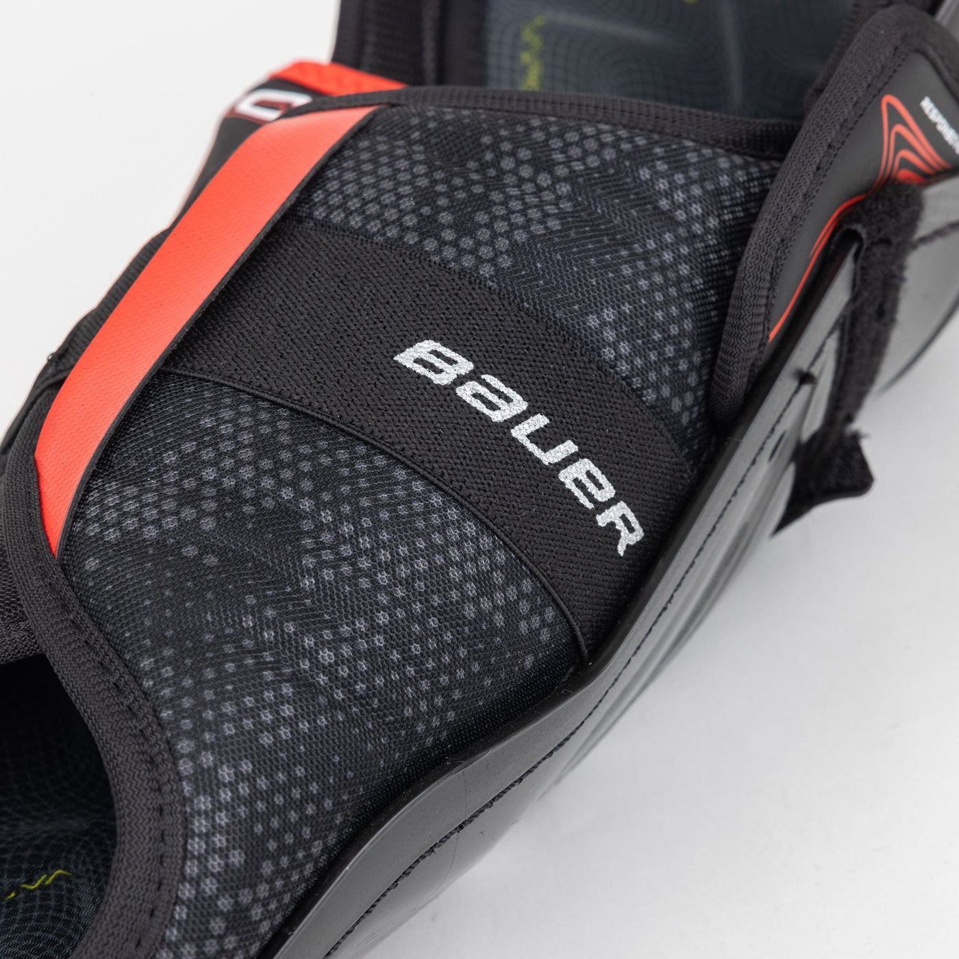 Bauer Vapor Fly40 Intermediate Hockey Shin Guards - TheHockeyShop.com