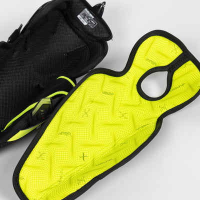 Bauer Vapor Fly40 Junior Hockey Shin Guards - TheHockeyShop.com