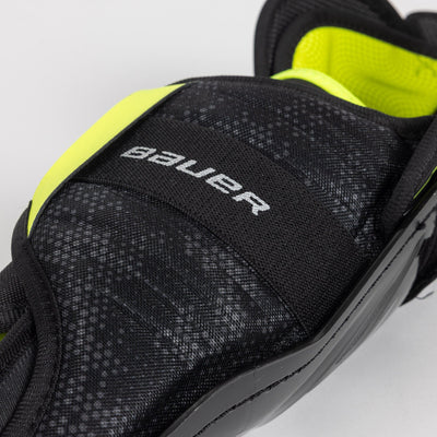 Bauer Vapor Fly40 Junior Hockey Shin Guards - TheHockeyShop.com