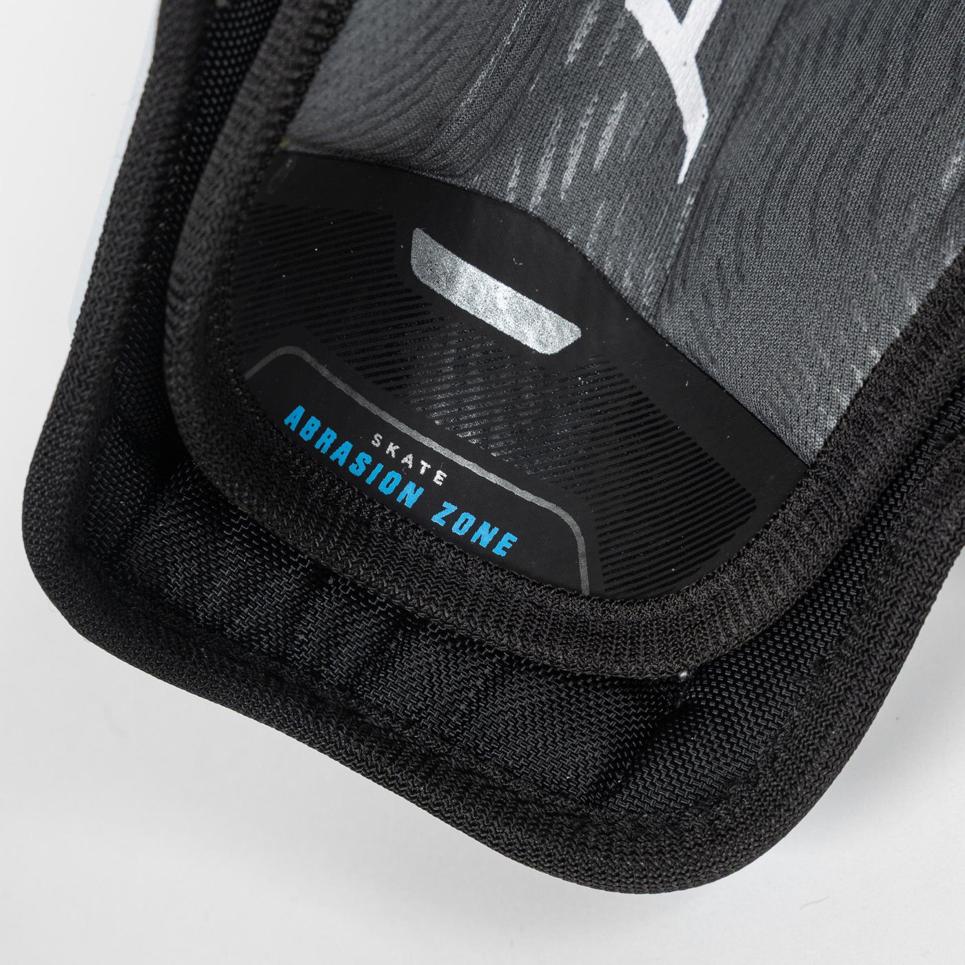 Bauer Vapor FlyLite Junior Hockey Shin Guards - TheHockeyShop.com