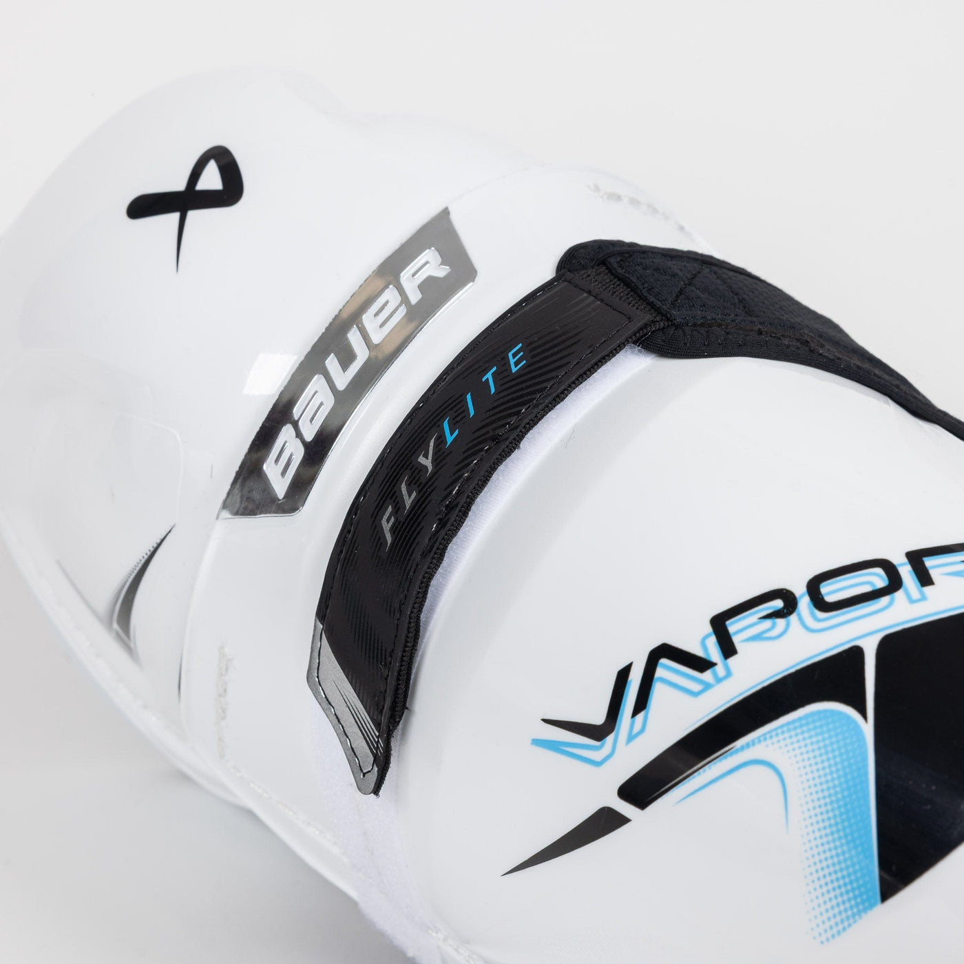 Bauer Vapor FlyLite Senior Hockey Shin Guards - TheHockeyShop.com