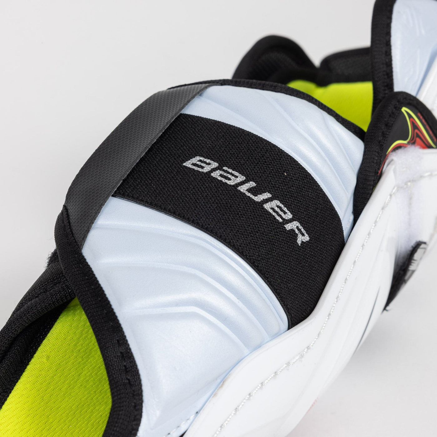 Bauer Vapor FlyPro Junior Hockey Shin Guards - TheHockeyShop.com